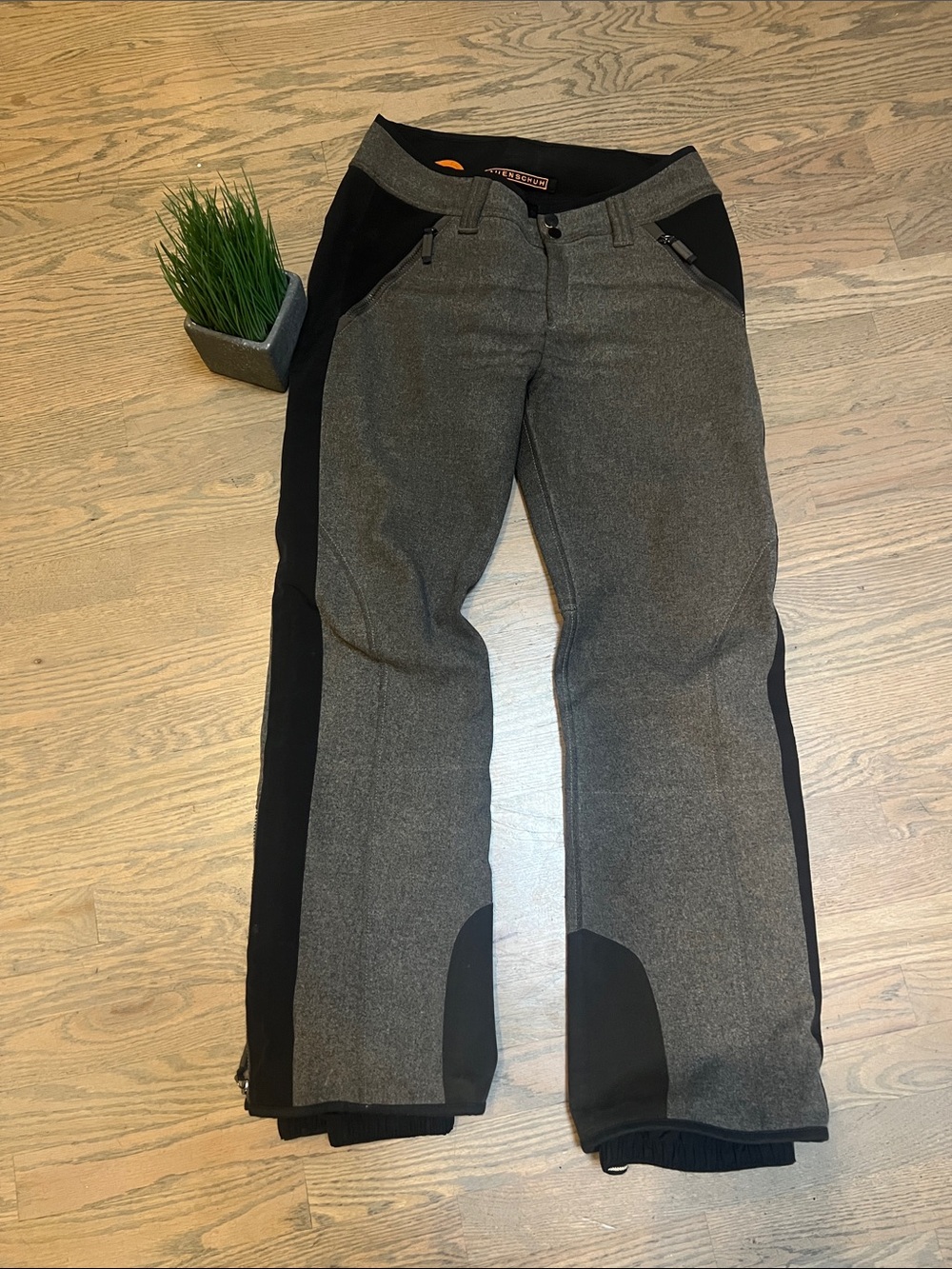 Frauenschuh Mens Ski Pants with Black Contrast Panels.  Size 52/US 36"